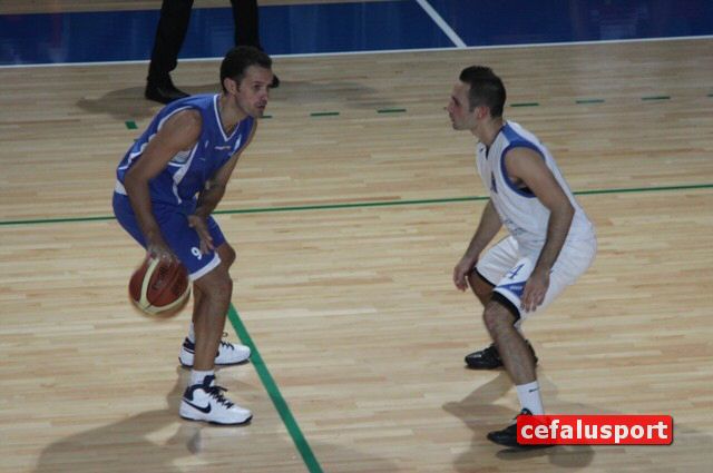 101128_sport 104y_tn.jpg